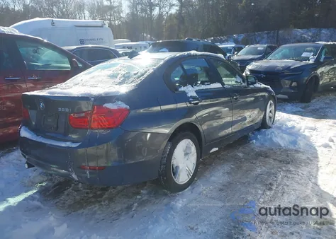 2014 BMW 328I xDrive z USA, uszkodzony, nr VIN WBA3B3C53EJ981004